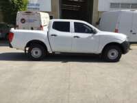 Nissan NP300 Doble Cabina 2020 4p SE L4/2.5 Man A/A Paq. Seg 2020 Nissan NP300 Doble Cabina Venta Exteriores 4
