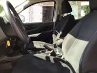 Nissan NP300 Doble Cabina 2020 4p SE L4/2.5 Man A/A Paq. Seg 2020 Nissan NP300 Doble Cabina Venta Interiores 14