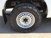 Nissan NP300 Doble Cabina 2020 4p SE L4/2.5 Man A/A Paq. Seg 2020 Nissan NP300 Doble Cabina Venta Llantas 4