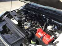 Nissan NP300 Doble Cabina 2020 4p SE L4/2.5 Man A/A Paq. Seg 2020 Nissan NP300 Doble Cabina Venta Motor 1