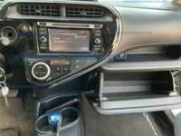 Toyota Prius 2019 5p C Hibrido L4/1.5/Aut 2019 Toyota Prius Ingreso Interiores 15