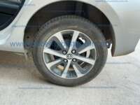 Toyota Prius 2019 5p C Hibrido L4/1.5/Aut 2019 Toyota Prius Ingreso Llantas 6