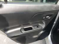 Toyota Prius 2019 5p C Hibrido L4/1.5/Aut 2019 Toyota Prius Venta Interiores 17