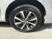 Toyota Prius 2019 5p C Hibrido L4/1.5/Aut 2019 Toyota Prius Venta Llantas 1