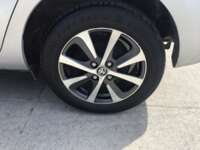 Toyota Prius 2019 5p C Hibrido L4/1.5/Aut 2019 Toyota Prius Venta Llantas 7