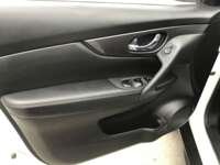 Nissan X-Trail 2022 5p Sense 3 Row L4/2.5 CVT 2022 Nissan X-Trail Venta Interiores 16