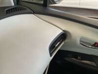 Toyota Prius 2017 5p Base Híbrido L4/1.8 Aut  2017 Toyota Prius Venta Interiores 15