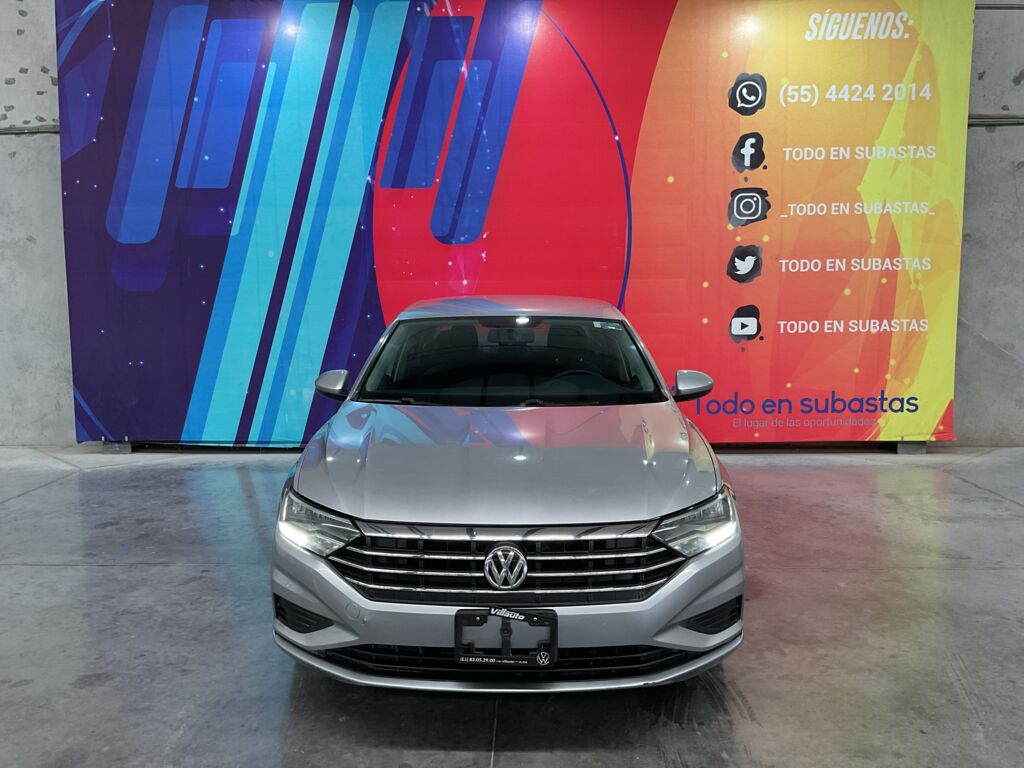 Volkswagen Jetta 2021 4p Trendline L4/1.4/T Tiptronic 2021 Volkswagen Jetta Venta Exteriores 2