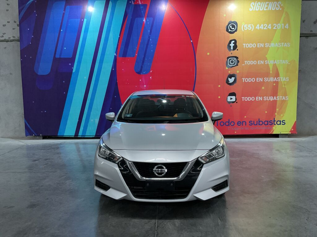 Nissan Versa 2021 4p Exclusive L4/1.6 CVT 2021 Nissan Versa Venta Exteriores 2
