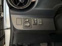 Toyota Prius 2019 5p C Hibrido L4/1.5/Aut 2019 Toyota Prius Venta Interiores 5