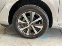 Toyota Prius 2019 5p C Hibrido L4/1.5/Aut 2019 Toyota Prius Venta Llantas 1