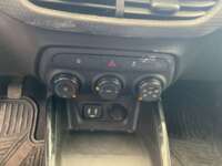 Chevrolet Onix 2023 4p LS L3/1.3 Man    IMG_6110