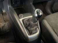 Nissan Kicks 2019 5p Sense L4/1.6 Man      2019 Nissan Kicks Venta Interiores 9