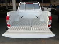 Nissan NP300 Frontier 2023 4p SE L4/2.5 Man 2023 Nissan NP300 Frontier Venta Cajuela 1