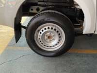 Nissan NP300 Frontier 2023 4p SE L4/2.5 Man 2023 Nissan NP300 Frontier Venta Llantas 7