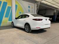 Mazda 3 2021 4p Sedán i Sport L4/2.5 Skyactive-Drive 2021 Mazda 3 Venta Exteriores 7