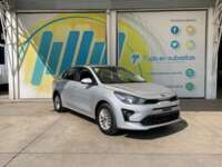 Kia Rio 2021 4p Sedán LX L4/1.6 Man    2021 Kia Rio Venta Exteriores 3