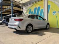 Kia Rio 2021 4p Sedán LX L4/1.6 Man    2021 Kia Rio Venta Exteriores 5