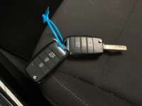 Kia Rio 2021 4p Sedán LX L4/1.6 Man    2021 Kia Rio Venta Interiores 12