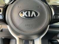 Kia Rio 2021 4p Sedán LX L4/1.6 Man    2021 Kia Rio Venta Interiores 13