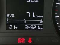 Kia Rio 2021 4p Sedán LX L4/1.6 Man    2021 Kia Rio Venta Interiores 3