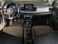 Kia Rio 2021 4p Sedán LX L4/1.6 Man    2021 Kia Rio Venta Interiores 4