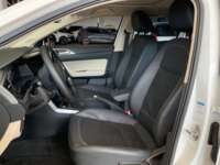 Volkswagen Virtus 2023 4p Highline L3/1.0/T Tiptronic 2023 Volkswagen Virtus Venta Interiores 20