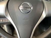 Nissan NP300 Pick Up 2020 2p L4/2.5 Man 2020 Nissan NP300 Pick Up Venta Interiores 11