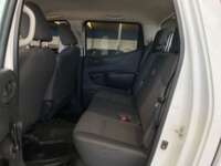 Nissan NP300 Pick Up 2020 2p L4/2.5 Man 2020 Nissan NP300 Pick Up Venta Interiores 17
