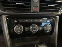 Volkswagen Taos 2023 5p Trendline L4/1.4/T Tiptronic 2023 Volkswagen Taos Venta Interiores 12