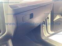 Volkswagen Tiguan 2022 5p Comfortline L4/1.4/T DSG 2022 Volkswagen Tiguan Ingreso Interiores 15