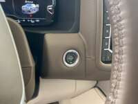 GMC Yukon 2023  IMG_6407