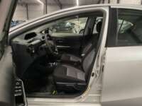 Toyota Prius 2019 5p C Hibrido L4/1.5/Aut 2019 Toyota Prius Venta Interiores 16