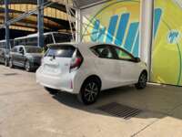 Toyota Prius 2021 5p C Híbrido L4/1.5 Aut 2021 Toyota Prius Venta Exteriores 5