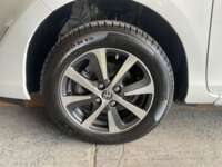 Toyota Prius 2021 5p C Híbrido L4/1.5 Aut 2021 Toyota Prius Venta Llantas 1