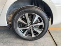 Toyota Prius 2021 5p C Híbrido L4/1.5 Aut 2021 Toyota Prius Venta Llantas 4