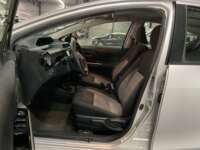 Toyota Prius 2019 5p C Hibrido L4/1.5/Aut 2019 Toyota Prius Venta Interiores 16