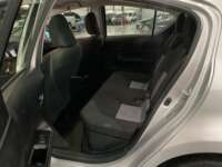 Toyota Prius 2019 5p C Hibrido L4/1.5/Aut 2019 Toyota Prius Venta Interiores 18