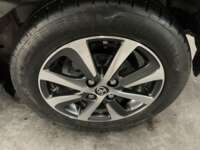 Toyota Prius 2019 5p C Hibrido L4/1.5/Aut 2019 Toyota Prius Venta Llantas 4