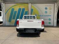 Toyota Hilux 2020 2p Cabina Sencilla L4/2.7 Man 2020 Toyota Hilux Venta Exteriores 6
