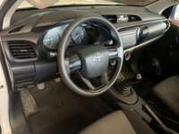 Toyota Hilux 2020 2p Cabina Sencilla L4/2.7 Man 2020 Toyota Hilux Venta Interiores 4