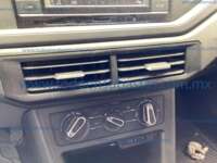 Volkswagen Polo 2024  2024 Volkswagen Polo Ingreso Interiores 9