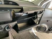 Toyota Hilux 2020 2p Cabina Sencilla L4/2.7 Man 2020 Toyota Hilux Venta Interiores 12