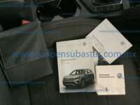 Volkswagen Taos 2024 5p Comfortline L4/1.4/T Tiptronic IMG_2837