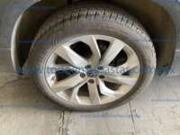 Volkswagen Taos 2024 5p Comfortline L4/1.4/T Tiptronic IMG_2856