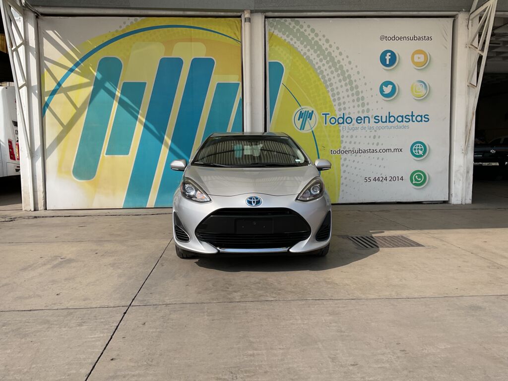 Toyota Prius 2021 5p Prius C L4/1.5 Aut 2021 Toyota Prius Venta Exteriores 2