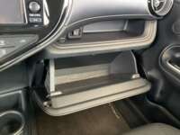 Toyota Prius 2021 5p C Híbrido L4/1.5 Aut 2021 Toyota Prius Venta Interiores 19