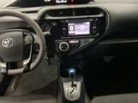 Toyota Prius 2021 5p Base Hibrido L4/1.8 Aut 2021 Toyota Prius Venta Interiores 7