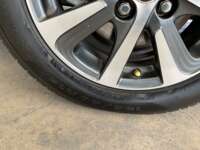 Toyota Prius 2019  2019 Toyota Prius Venta Llantas 2