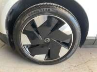 Volvo EX30 2024 4p Plus EV 69 kWh Aut 2024 Volvo EX30 Venta Llantas 1